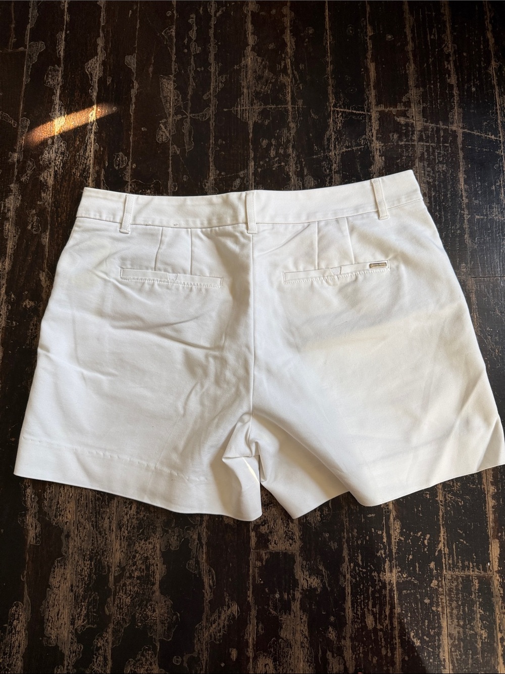 WHBM Off White Women's Casual Shorts 8 - Picture 5 of 5